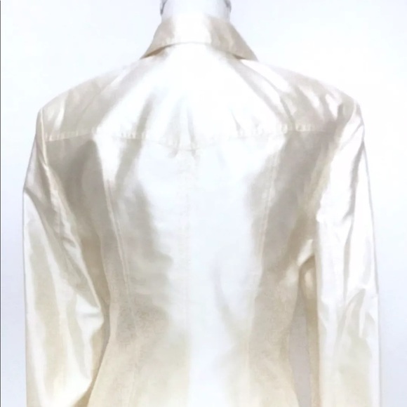 Escada Women’s Ivory Jacket Blazer Gold Buttons 8 - Picture 4 of 8